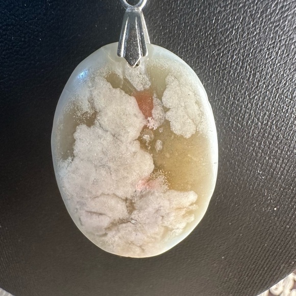 Flower Agate Round/Oval Pendant Necklace - Picture 7 of 10